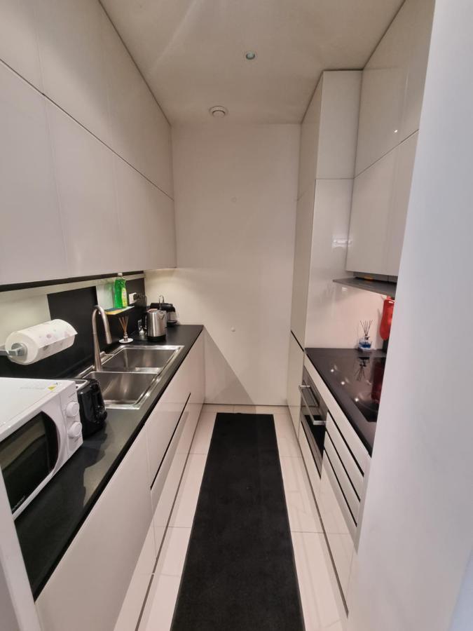 A 700M Da Porta Susa! Bilocale Lussuoso & Moderno Torino Eksteriør billede