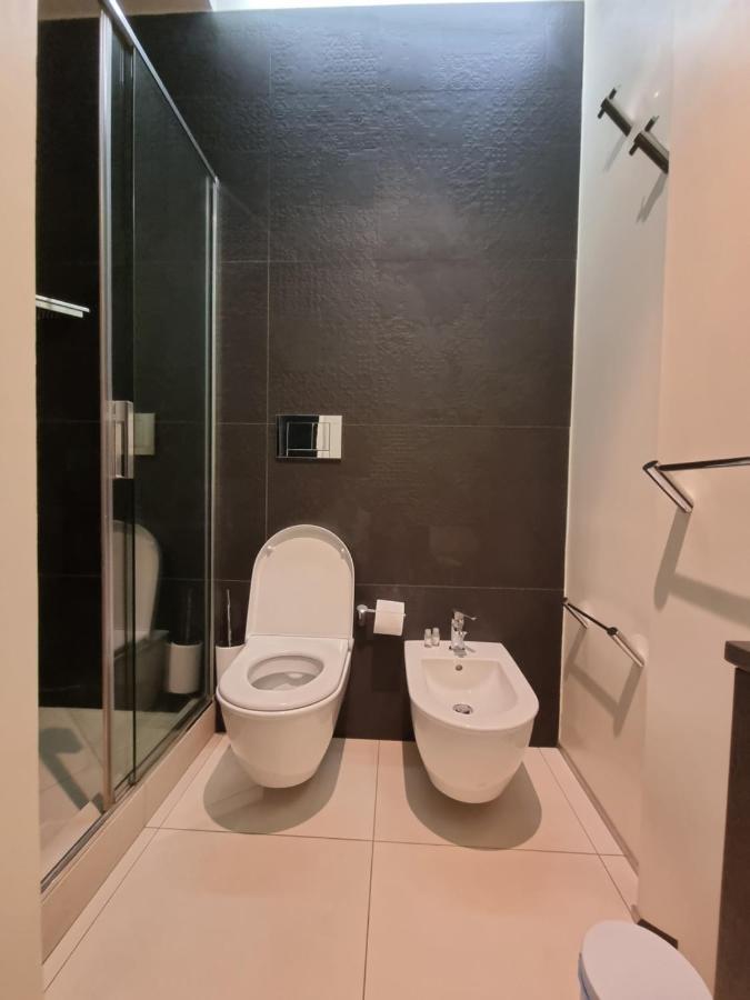 A 700M Da Porta Susa! Bilocale Lussuoso & Moderno Torino Eksteriør billede
