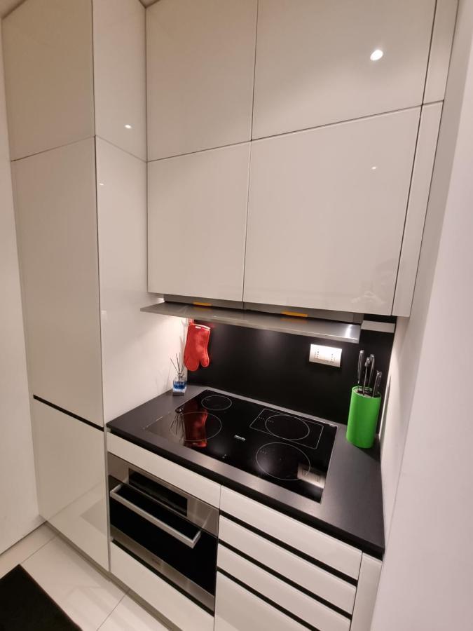 A 700M Da Porta Susa! Bilocale Lussuoso & Moderno Torino Eksteriør billede